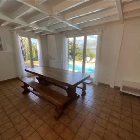 Villa Avec Piscine, Vue Lac Et Montagne Sévrier Exterior photo